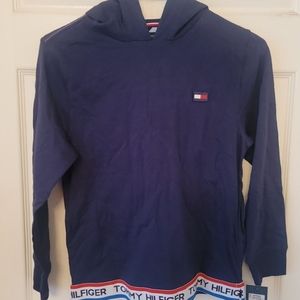 Tommy Hilfiger pullover w/hood size S (8/10)
